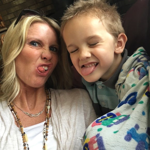 🌟🌟In Search Of🌟🌟 - Picture 6 of 8